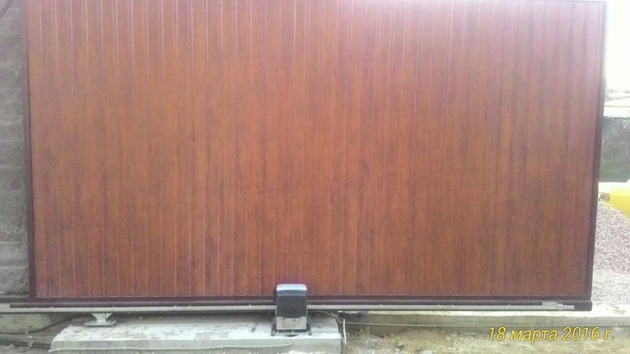 Профессиональная установка раздвижных ворот в Каменске-Шахтинском сотрудниками компании ПКФ Автоматика. быстро, надежно, недорого. Звоните!